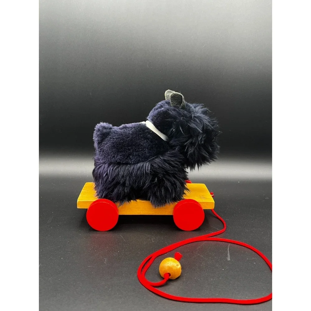 VTG Folk Art Figurine‎ Scottish Terrier Dog Pull Toy